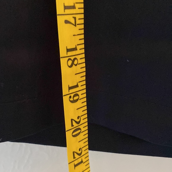 Jennifer Lopez black shorts sz 14 - Picture 5 of 7